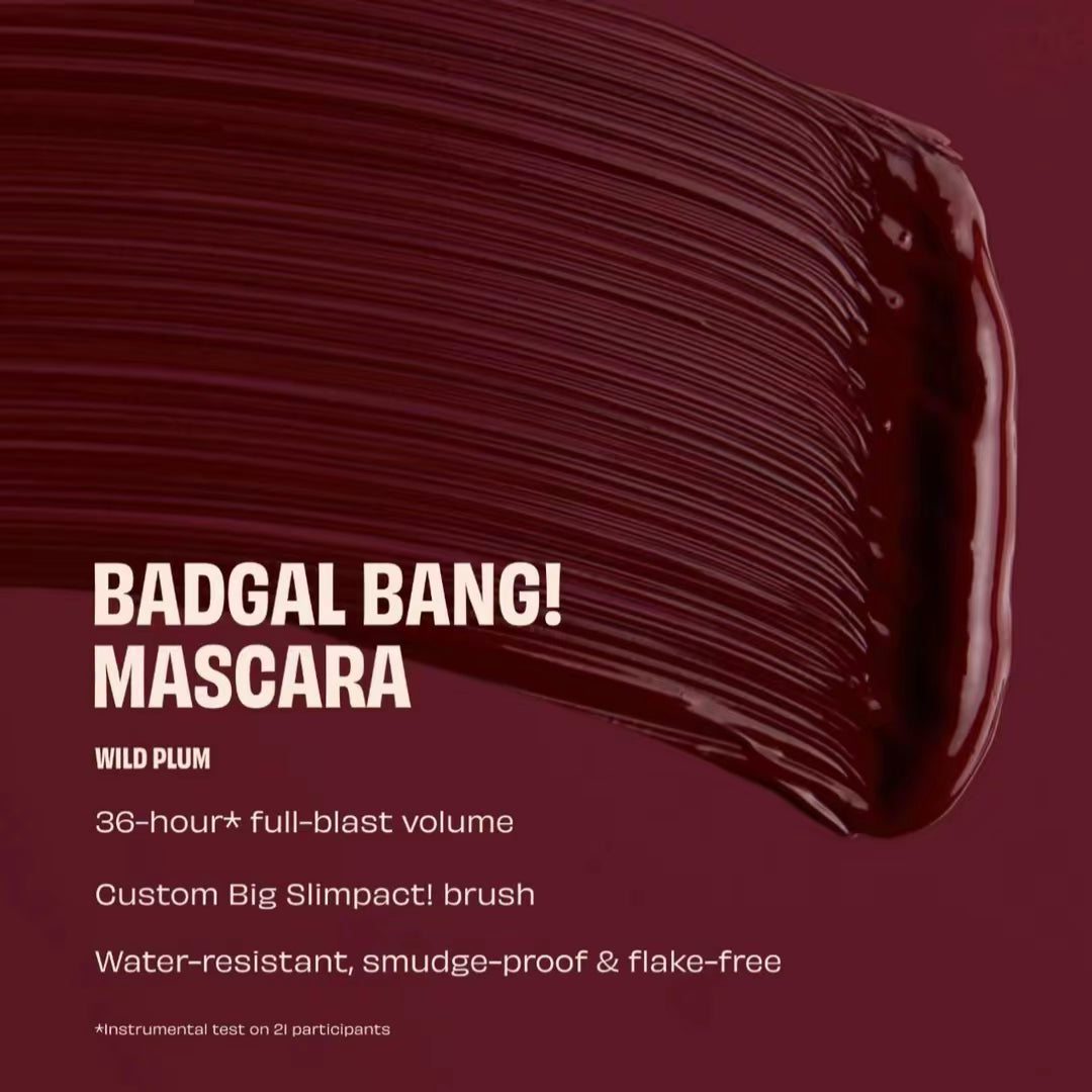 מסקרה BadGal Bang אדומה של Benefit