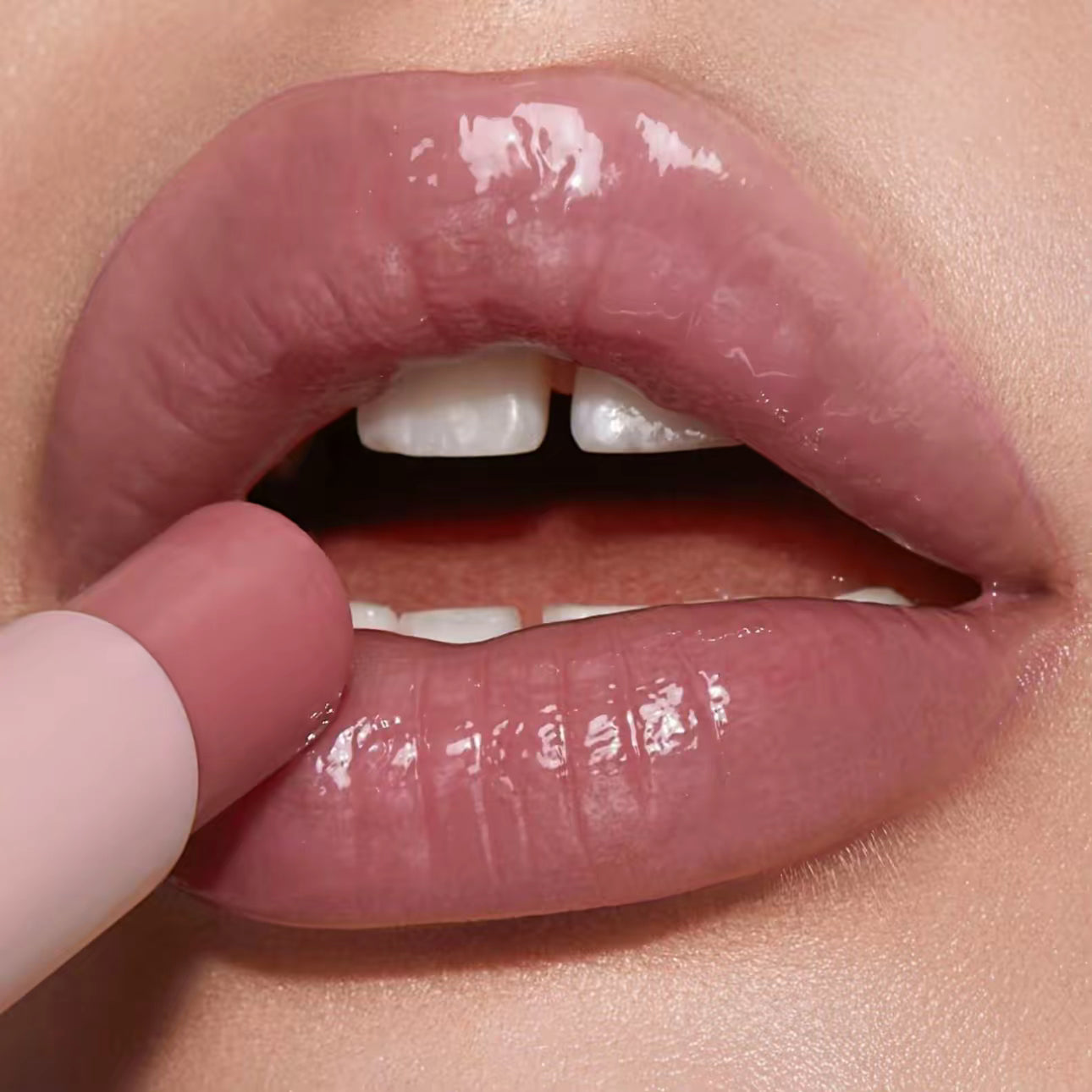 אודם לחותי של Charlotte Tilbury