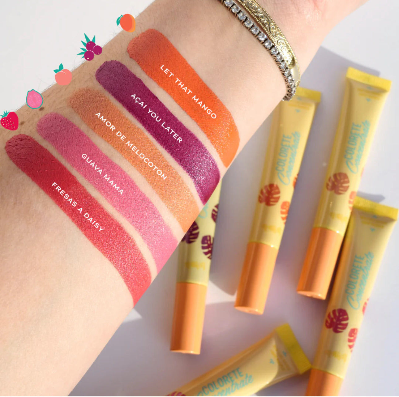 סומק נוזלי של Alamar Cosmetics